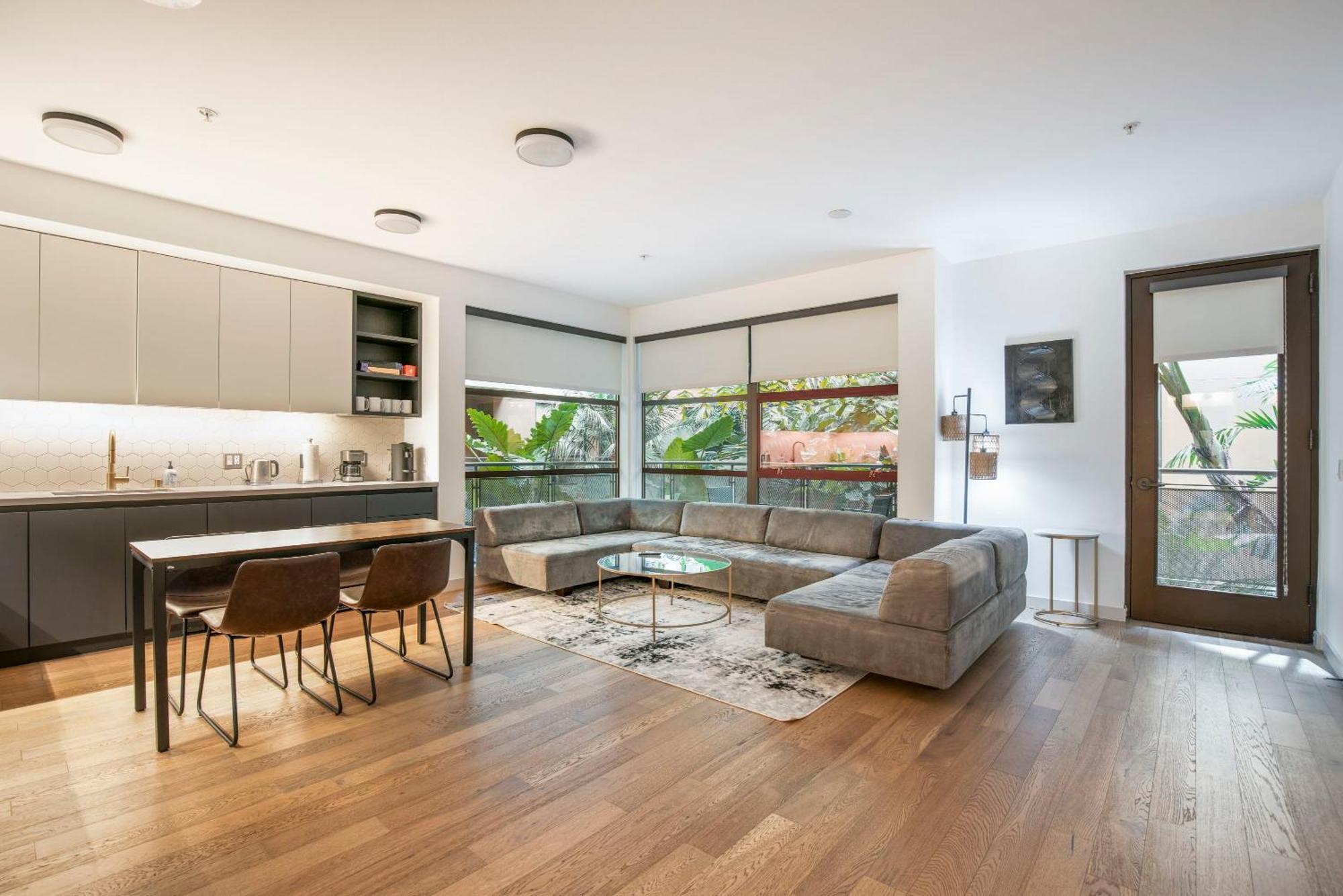 Apartamento 2br Hollywood Luxury Condominium *